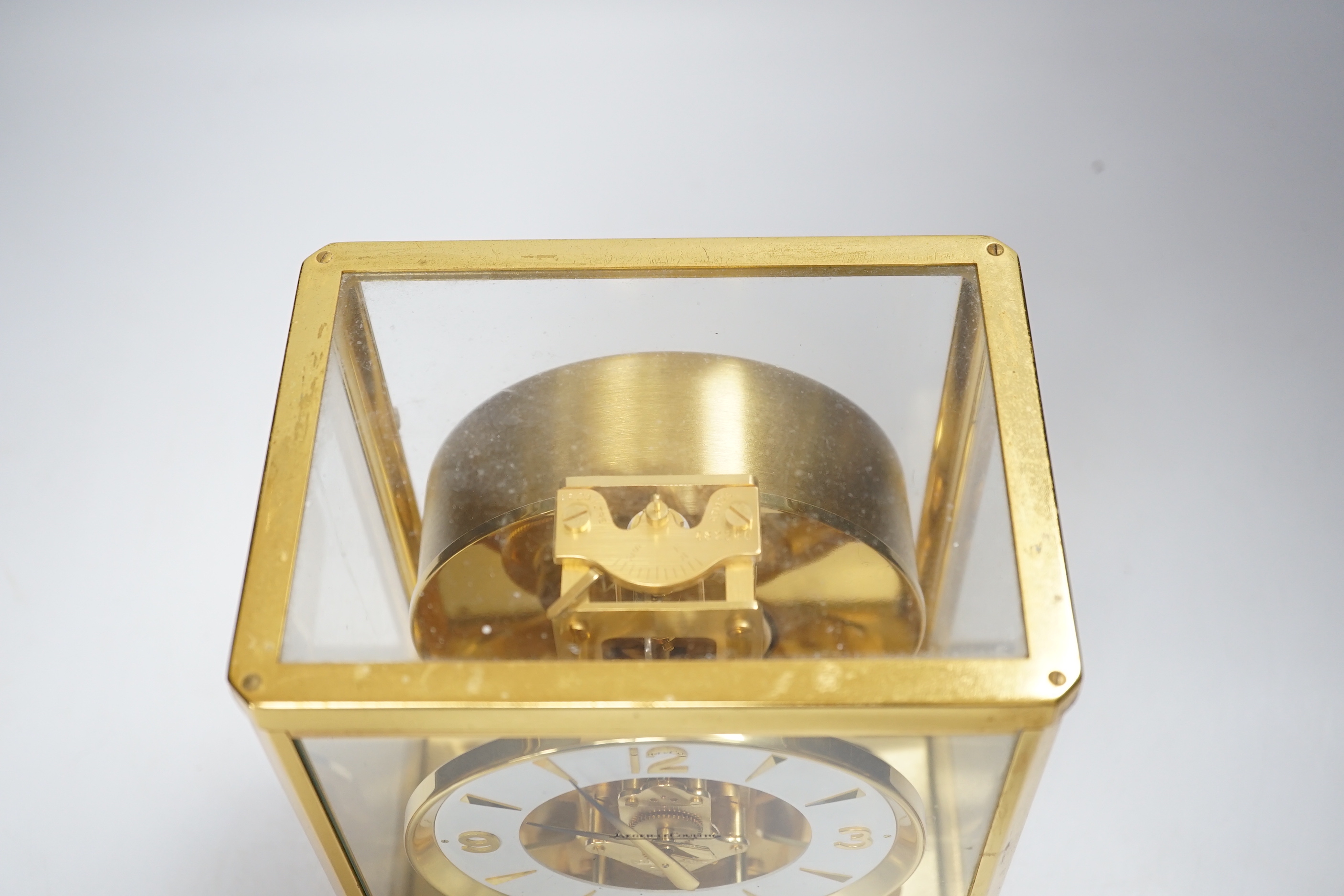 A Jaeger Le Coultre Atmos clock, serial number 482580